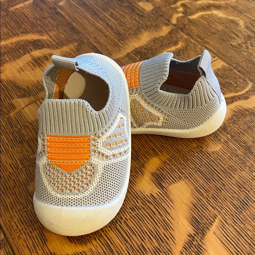 Tsukihoshi and 3 more included in lot toddler summer/water shoes. Sizes 4-5-6!